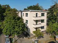 Stilvolle 2-Zimmer-Wohnung mit Balkon, offener Küche und Energieeffizienzklasse A+ im 2. OG! - Berlin