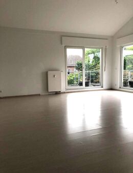 TOP 1-Zimmer-Wohnung mit "Loft-Charakter", neuem Laminatboden und Terrasse - ab sofort - Recklinghausen