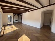 Modernes Penthouse in repräsentativem Altbau - saniert - bezugsfrei - provisionsfrei - Düsseldorf
