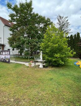 Ideal für die kleine Familie - Einbauküche und Stellplatz - Gera