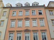 Ab Juni 2025: Kleine Singlewohnung mit Laminatboden, sep. Küche und Badewanne - Meißen