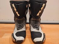 Motorradstiefel getragen - Hamburg