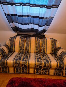 Gut erhaltenes Sofa - Sprockhövel