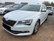 Skoda Superb DSG Combi Style ACC KAMERA BI-XEN MEMORY - Willmering