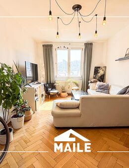 Schöne helle 4-Zimmer-Wohnung mit großer Terrasse im Zentrum, WG-geeignet - Stuttgart