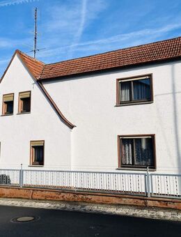 *SOFORT FREI* Viel Platz bietendes Einfam.-Wohnhaus mit befahrbarem Hof und Garage, Grund 293m², Wohnfl. ca. 130m² - Knetzgau