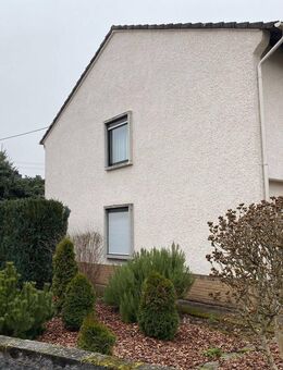 Reihenendhaus mit tollem Grundstück und Doppelcarport - Bad Sobernheim