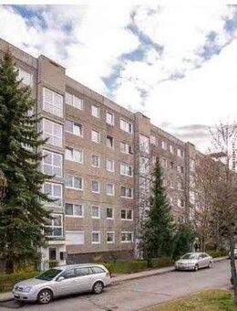 Jetzt zugreifen: familienfreundliche 4-Zimmer-Wohnung (WBS) mit Balkon und Wanne - Dresden