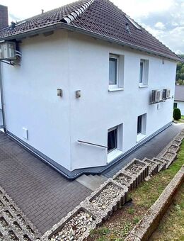 Moderne Dachgeschosswohnung in Naumburg - Naumburg