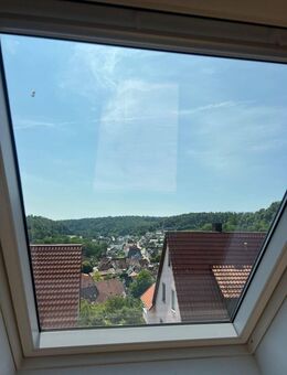 Kernsanierte Maisonettewohnung in schöner Aussichtslage - Mönsheim