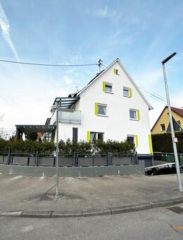 Traumhafte 3 Zi. Wohnung mit Garten! Keine Käuferprovision! - Ludwigsburg