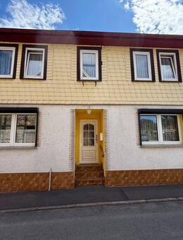 Hier steckt Zukunft drin - Einfamilienhaus mit Nebengelass - Schlotheim Zentrum
