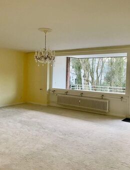 3 Zimmer in bevorzugter Wohnlage mit Fahrstuhl und Stellplatz in der Tiefgarage - Hamburg