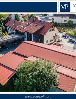 Gepflegtes Mehrfamilienhaus mit Halle und großem Grundstück - Stallwang