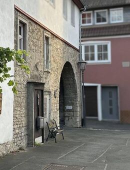 Absolutes Schmuckstück Historische Maisonette-Wohnung im malerischen Randersacker - Randersacker