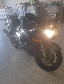 Suzuki GSX F 750 tüv neu Inspektion inklusive Vergaser reinigen und synchronisieren - Ranstadt