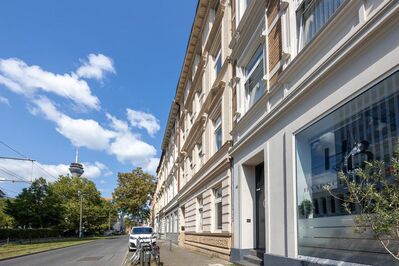 Attraktives Mehrfamilienhaus im Lorettoviertel - Perfekte Lage nahe /Medienhafen / Lorettostraße