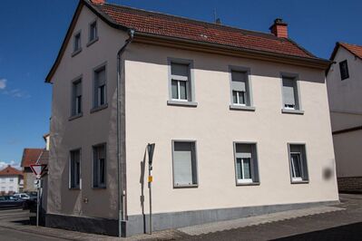 Saniertes Einfamilienhaus mit Einliegerwohnung im Ortskern von Wallertheim