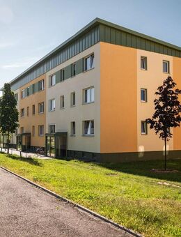 Dreiraumwohnung in zentrale Lage von Wolfen-Nord ab sofort zu vermieten ! - Bitterfeld-Wolfen