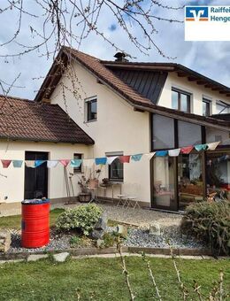 Großzügiges Einfamilienhaus mit Wintergarten und Doppelgarage - toller Garten - in Wallersdorf - Wallersdorf