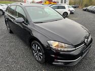 VW Golf, 2.0 TDI VII IQ-DRIVE PDCvo hi PARKLENK LANE, Jahr 2019 - Boxberg (Baden-Württemberg)