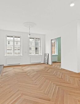Stilvoll sanierte Altbauwohnung Jakoberviertel! Top-Lage, modern & steuerlich attraktiv - Augsburg