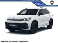 VW Tiguan, 2.0 TDI R-Line, Jahr 2022 - Mannheim