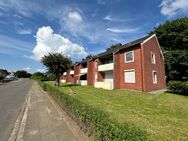 2,5 Zi. - helle Obergeschosswohnung mit Westbalkon und Garagen-Stellplatz - Burg (Dithmarschen)
