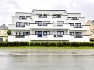 Erstbezug! Moderne Erdgeschosswohnung mit Balkon und eigenem Gartenanteil - Münchberg