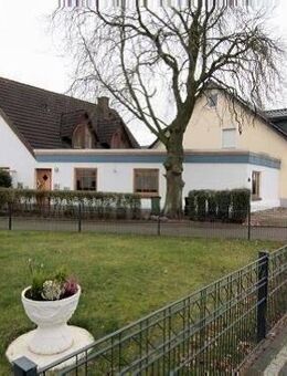 Gemütliche Dachgeschosswohnung in Achim-Uphusen - Achim