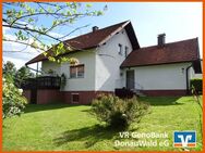 Zum Glück für die Familie - Einfamilienhaus mit großzügigen Garten und Obstbäumen in Klingenbrunn bei Spiegelau - Spiegelau