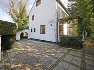 Großhadern: seltenes EFH mit ca. 151 m² Wfl. auf ca. 600 m² idyllischem Grund - München