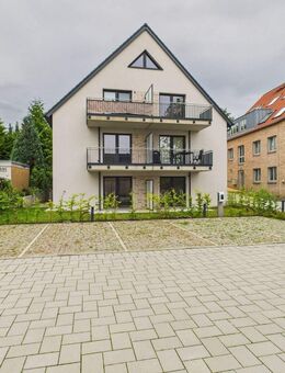 Gehobene 3-Zimmer-Wohnung mit Balkon - Lübeck