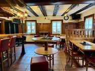 Charmantes Fachwerkhaus mit Bar und Wohnung im Herzen von Steinfeld - Steinfeld (Rheinland-Pfalz)