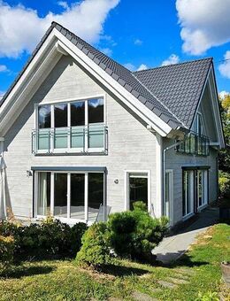 Exklusives und repräsentatives Masssivholzhaus in Oberdürenbach - Oberdürenbach
