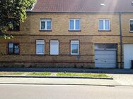 Ein Haus - viele Möglichkeiten: Klinkercharme mit PV-Anlage & Ausbaupotenzial - Bitterfeld-Wolfen