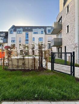 Bei VIVAWEST die Sonnenstrahlen auf der eigenen Terrasse genießen. - Krefeld