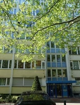 Bezugsfreie Renovierungswohnung mitten in der City-West! - Berlin