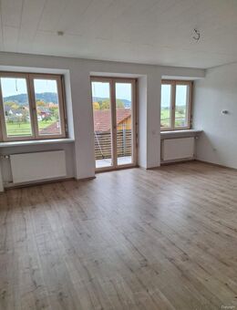 Moderne und freundliche 3,5 ZKB Wohnung mit Balkon - Thalmässing