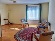 Grosszügige 2,5-Zimmer-Wohnung mit Gemeinschaftsgarten und Tiefgaragenstellplatz - Böblingen