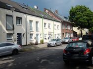 "Zentrale Lage in Krefeld Lehmheide" Modernes Reihenmittelhaus mit Loggia und Garage - Krefeld