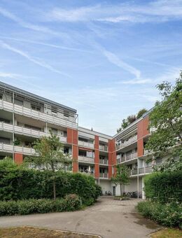 Toll geschnittene 2-Zimmer-Wohnung mit großem Balkon - München