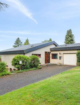 Wohnen über den Dächern - Zweifamilienhaus mit traumhafter Aussicht - Siegburg