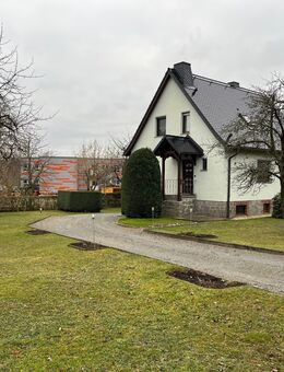 Gepflegtes Anwesen in Oßling zu verkaufen! - Oßling
