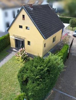 Sankt Augustin-Hangelar: Freistehendes Einfamilienhaus - Sonniger Garten & gute Lage - Sankt Augustin