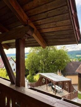 Großes Haus mit Ausbaupotenzial, großem Garten und zwei Balkonen! - Schwarzach (Nabburg)