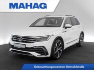 VW Tiguan, 2.0 TDI R-Line, Jahr 2024 - München