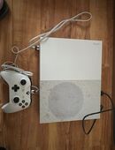 Xbox one s mit 19 spielen zu verkaufen in 31135
