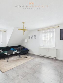 charmante, kernsanierte DG-Wohnung in Wimsheim - Wimsheim
