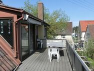 Schöne DG-Wohnung mit Sonnen-Terrasse + zusätzl. Büroräume im EG, Garage - Süßen